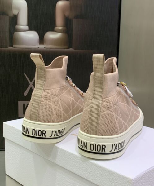 Dior Women's Walk'n'Dior Sneaker 7