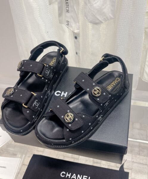 Chanel Women's Sandals G35927 Black 4