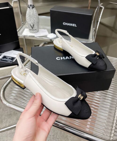 Chanel Women's Slingbacks G45689 White 4