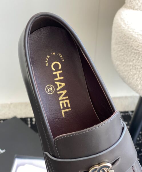 Chanel Women's Moccasins G45504 9