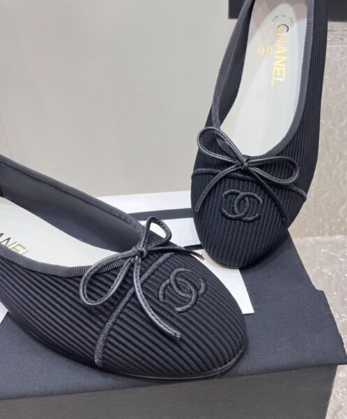 Chanel Women's Ballet Flats G45512 Black 7