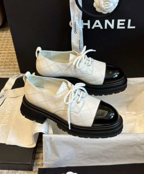 Chanel Women's Lace-Up Shoes G45075 4