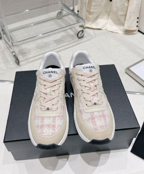 Chanel Women's Sneakers G38299 Pink 2