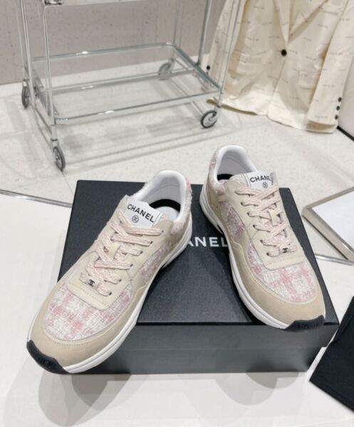 Chanel Women's Sneakers G38299 Pink 3