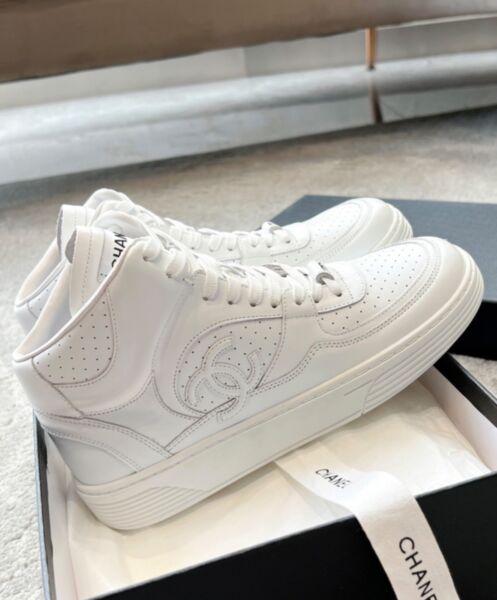 Chanel Women's Trainers G45080 White 5