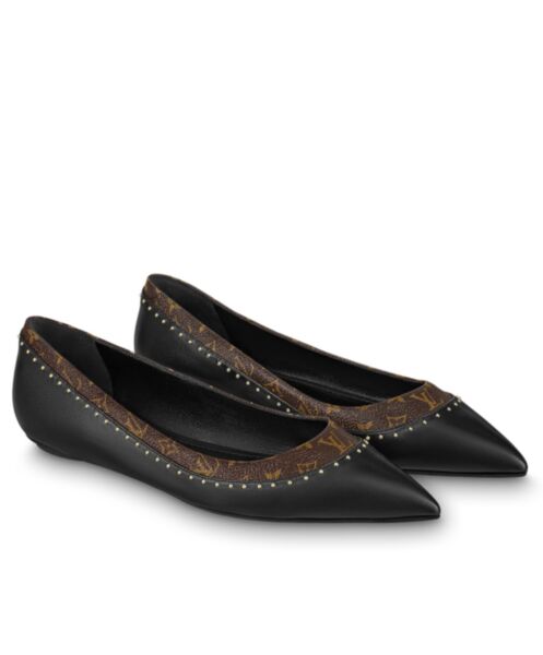 Louis Vuitton Women's Signature Flat Ballerina