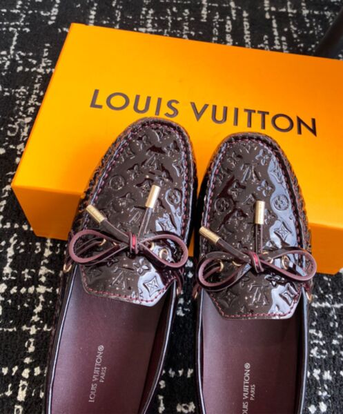 Louis Vuitton Women's Gloria Flat Loafer 1ABVD5 Mauve 7